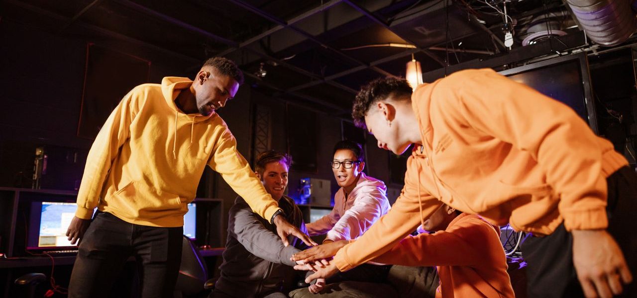 Cộng Đồng Game Thủ